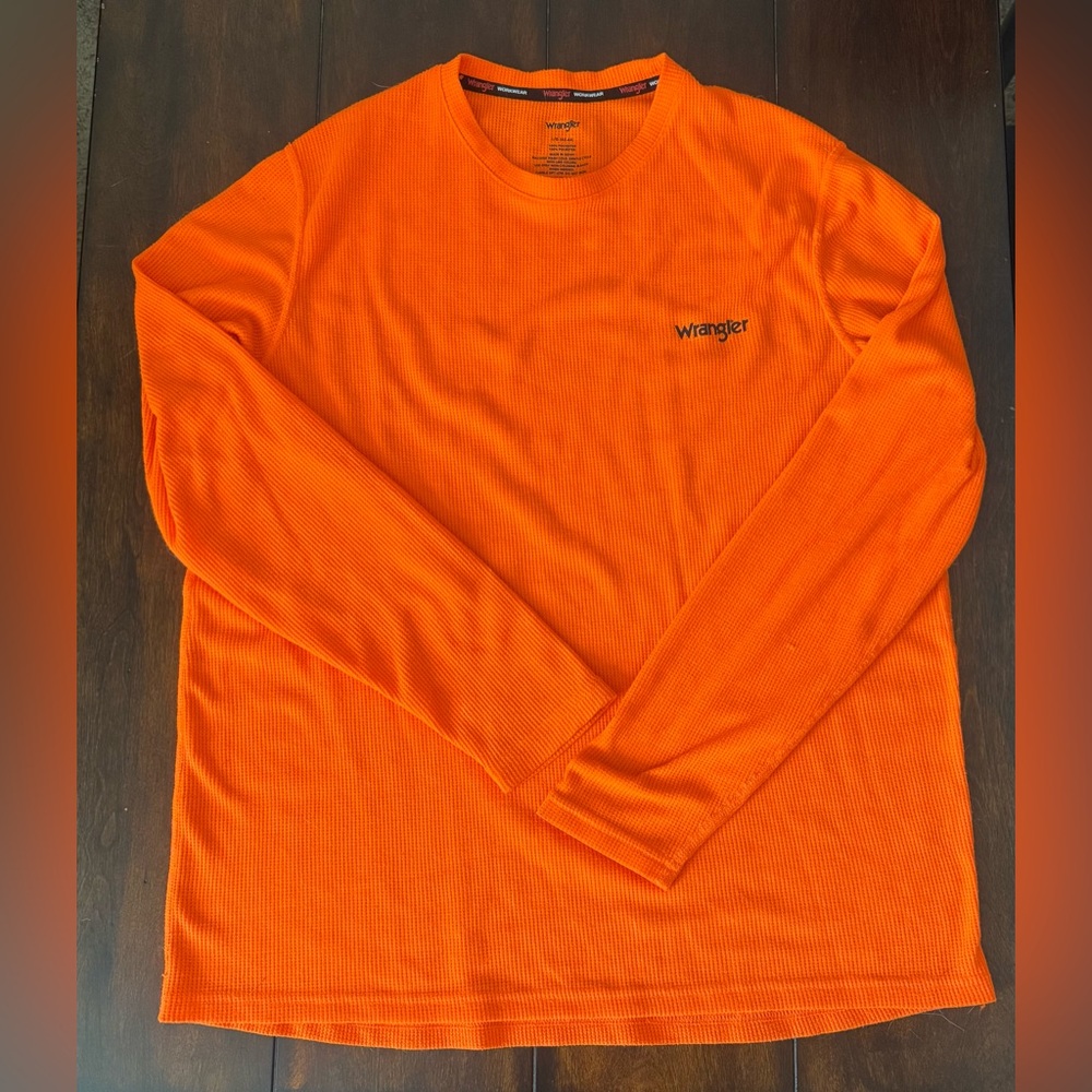 Wrangler Men's Vibrant Orange Long Sleeve Tee L (42-44)